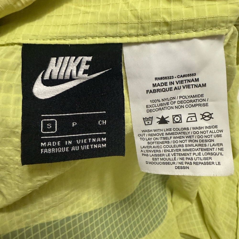 Nike Yellow Ripstop Cropped Jacket - Picture 9 of 9
